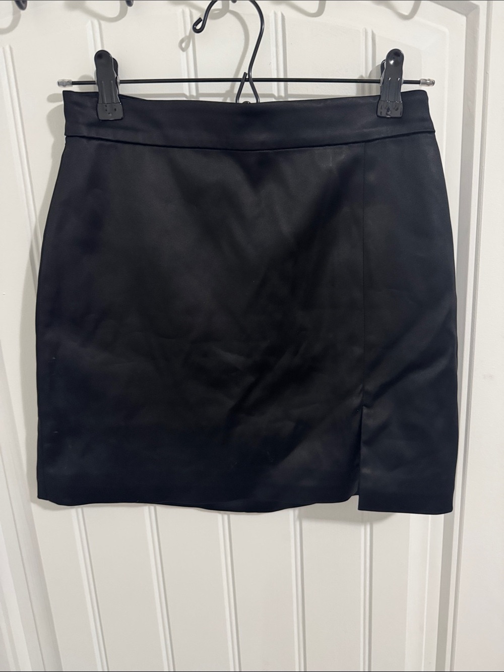 Wilfred Black Mini Skirt with Front Slit